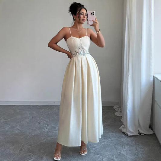 Biała Sukienka Maxi z Haftem w Talii i Krojem A-Line